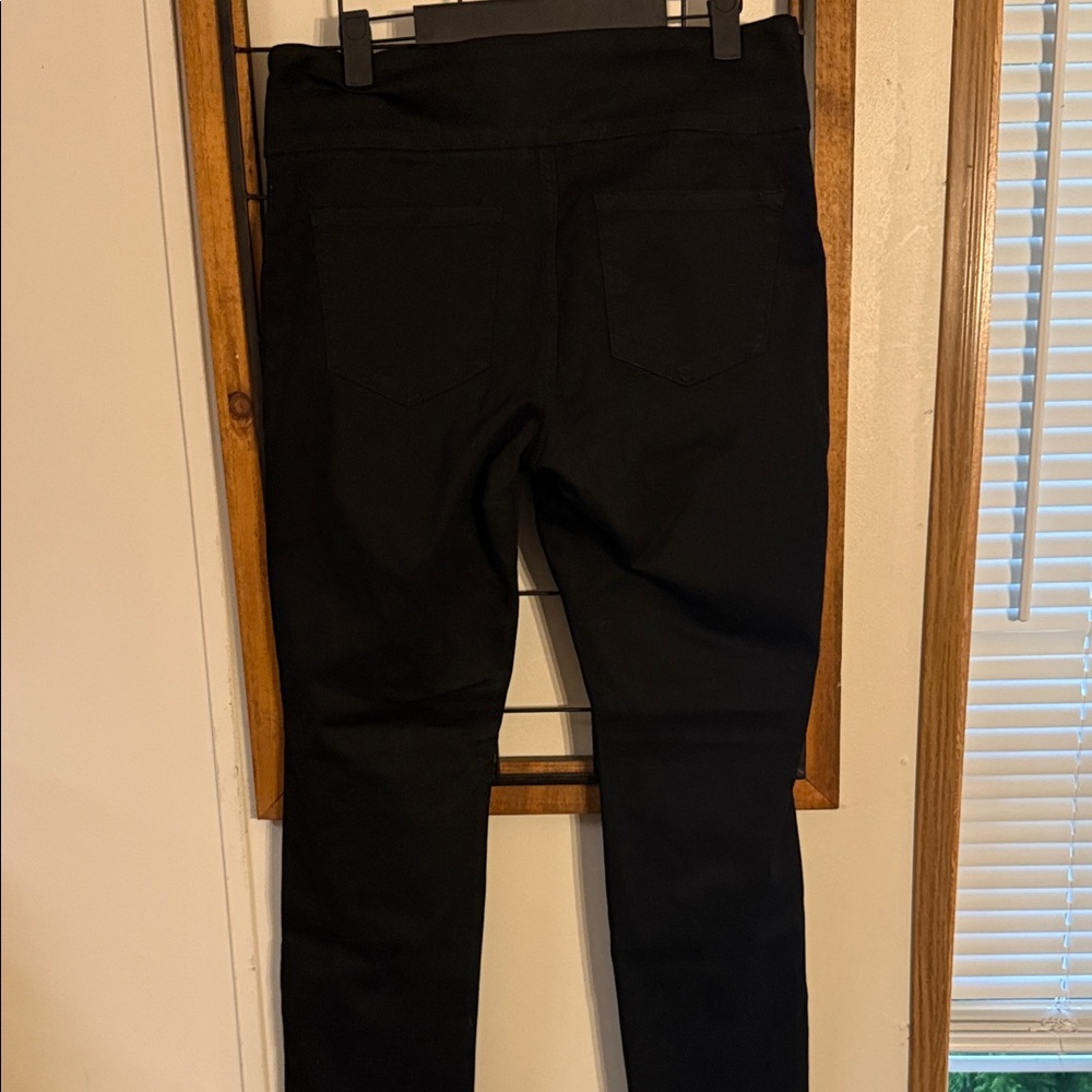 Lee Women’s Sculpting Pull On Slim Pant NWOT Size 8Short - Picture 4 of 5
